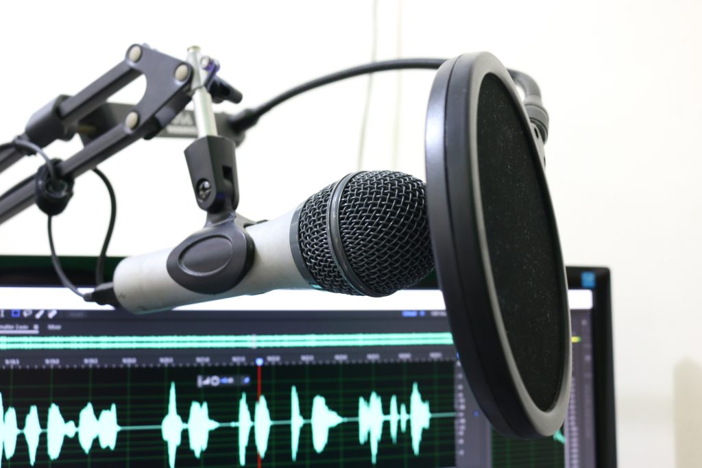 Microphone and studio monitor